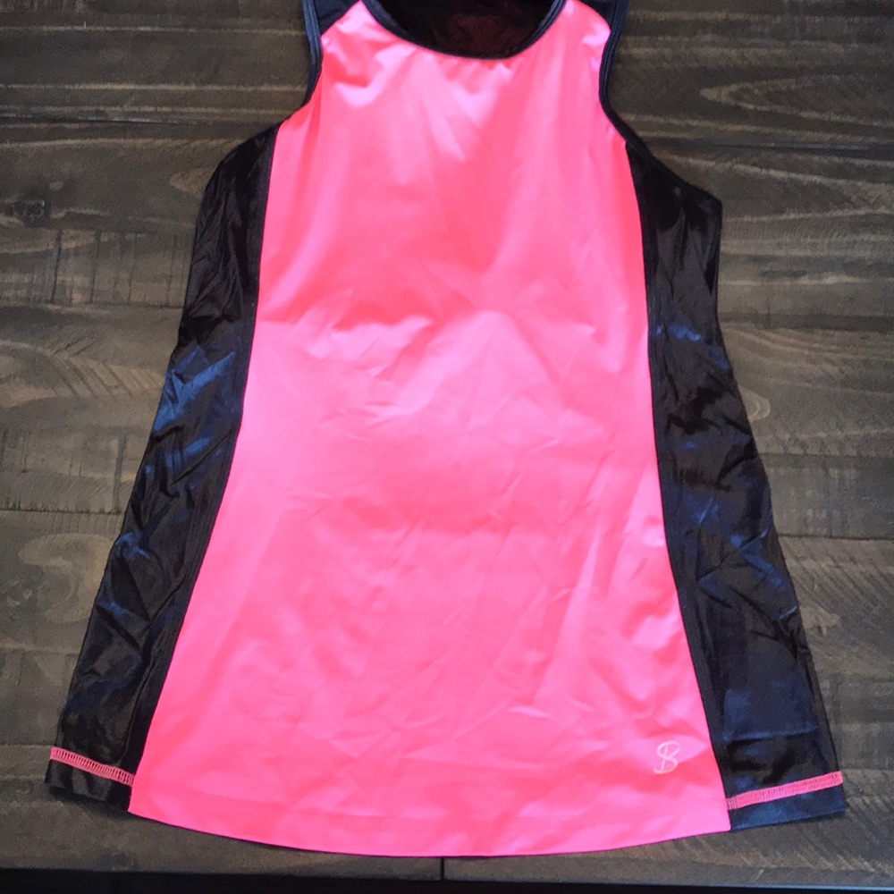 Women’s Sophie Bella tennis shirt